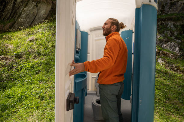 Portable Toilet Options We Offer in Monument Hills, CA